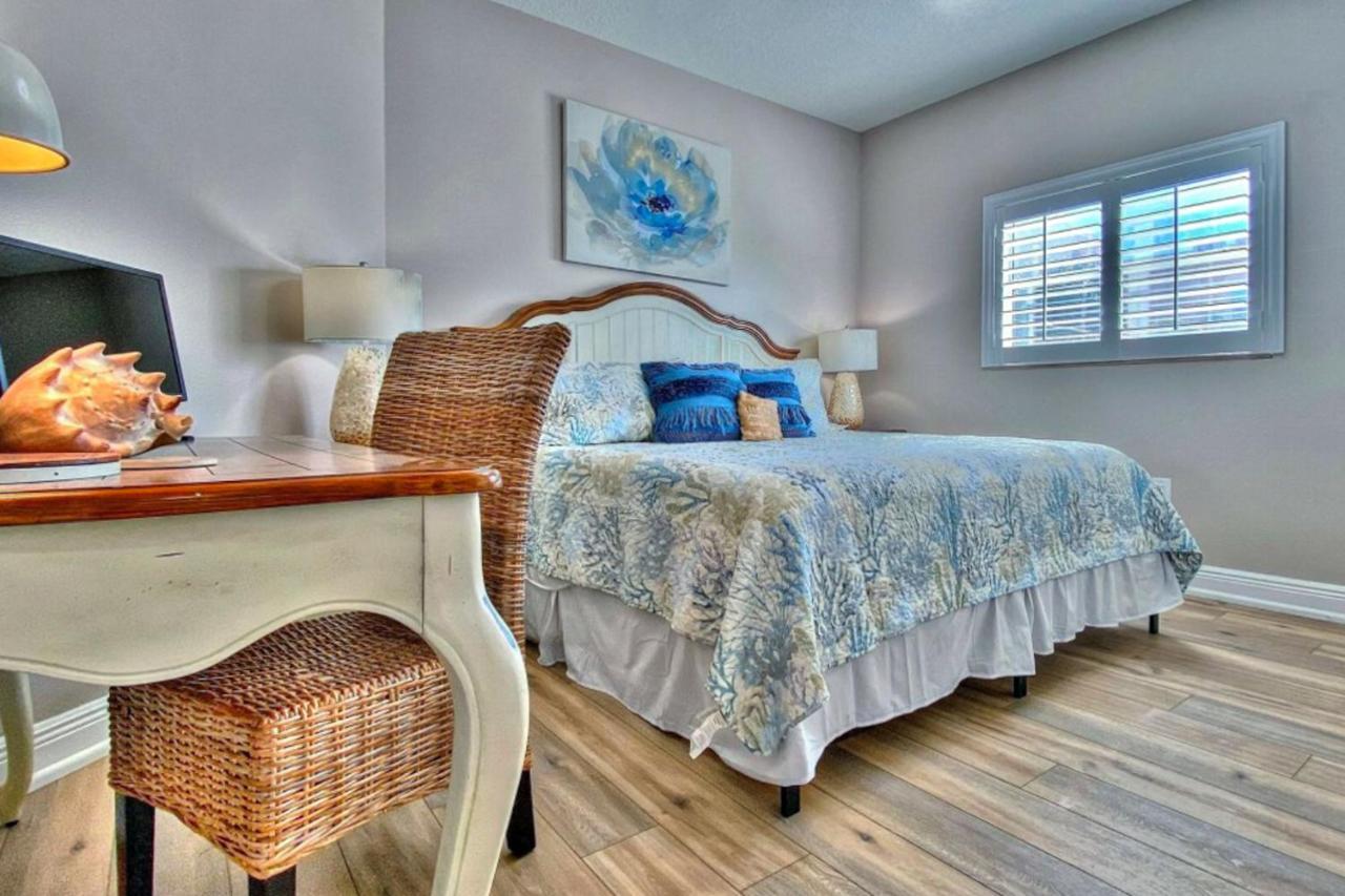 Apartamento On The Rocks 1 Clearwater Beach Exterior foto