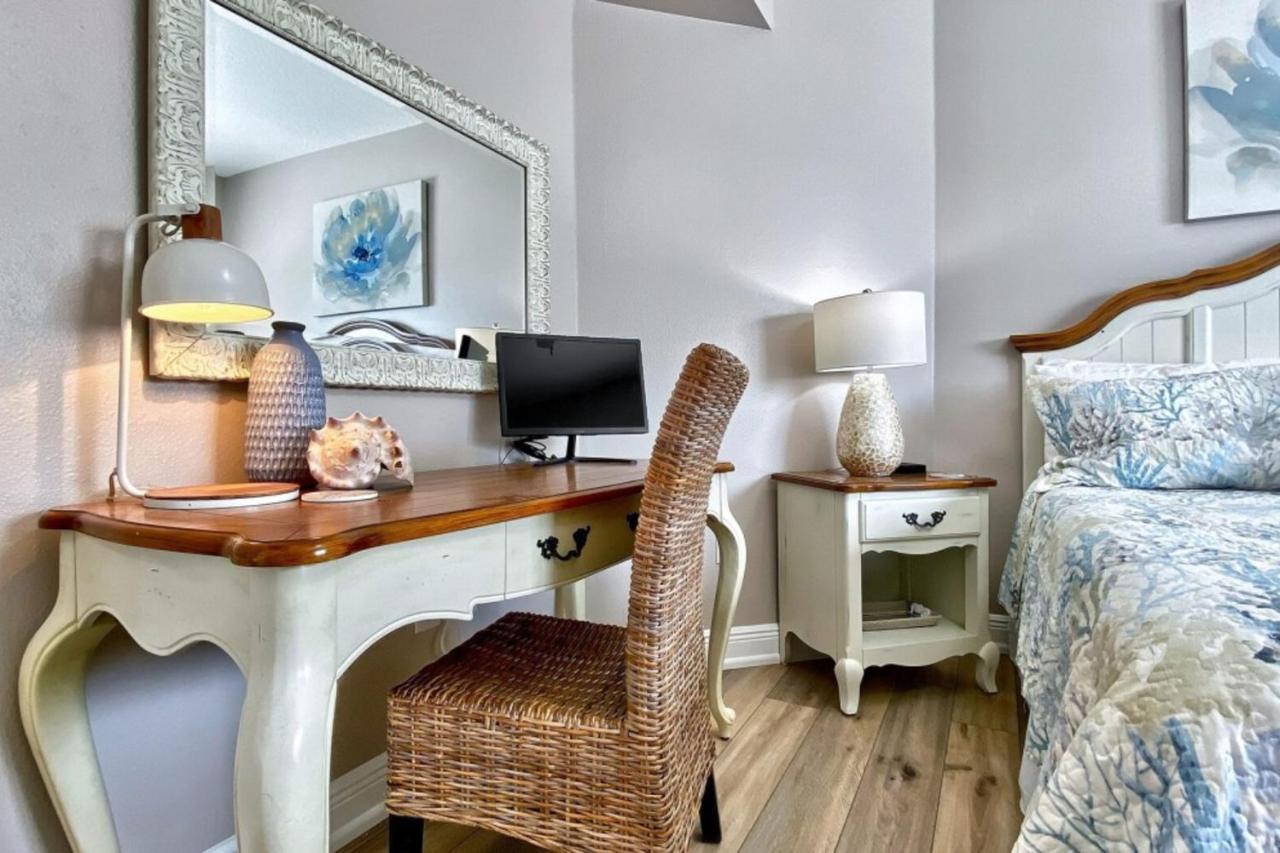 Apartamento On The Rocks 1 Clearwater Beach Exterior foto